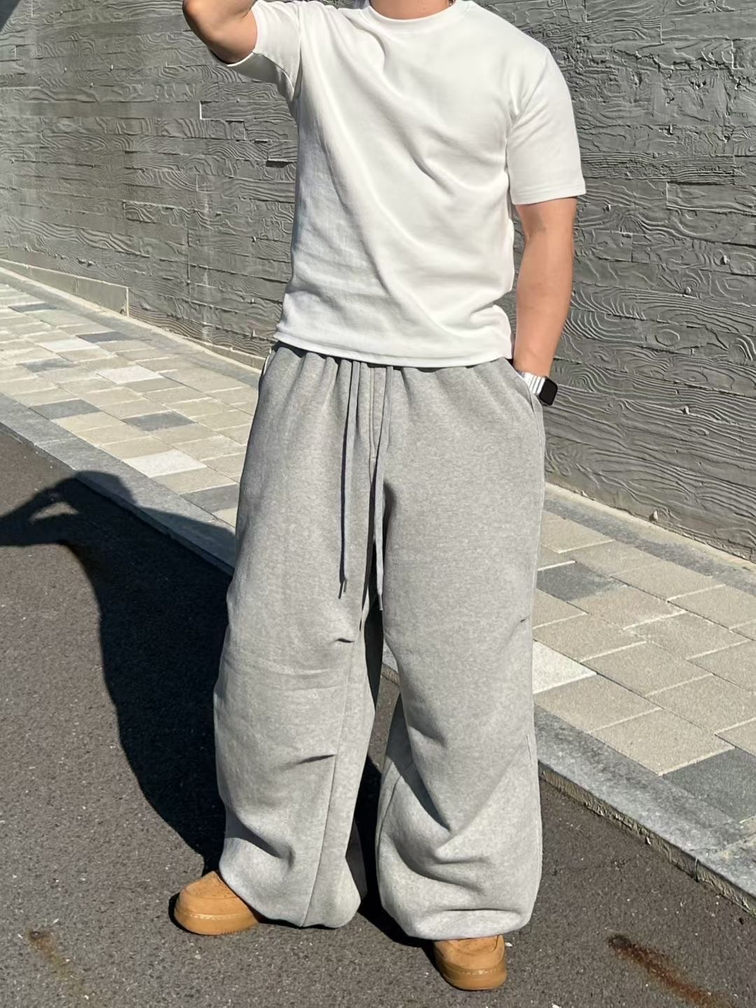 厚磅磨毛素面T shirt