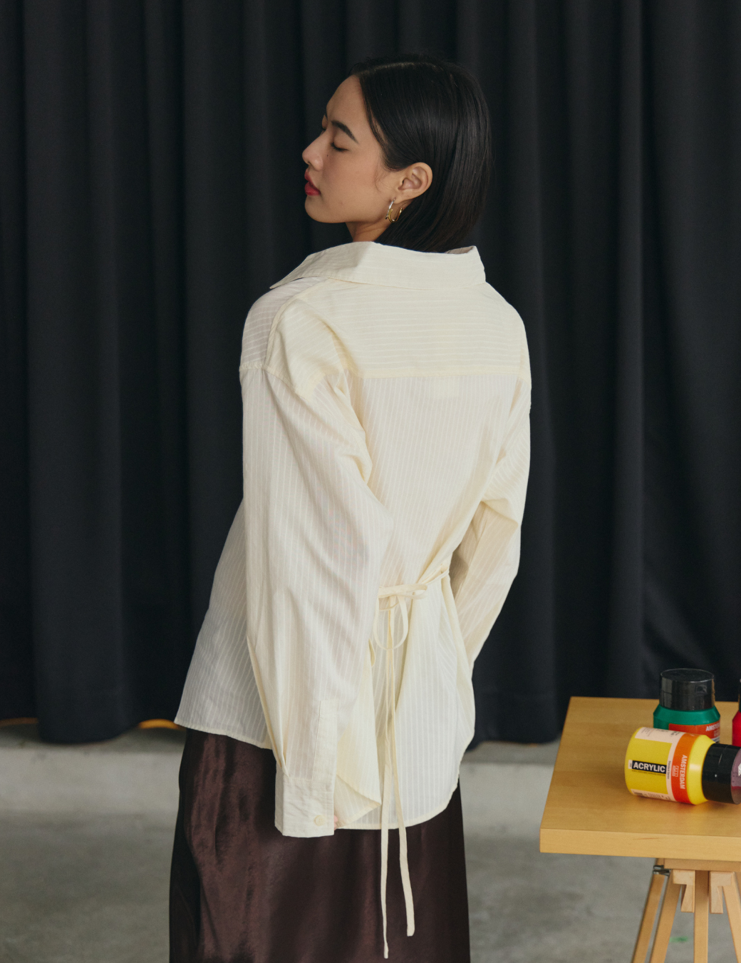 立體條紋綁帶襯衫（奶白色）