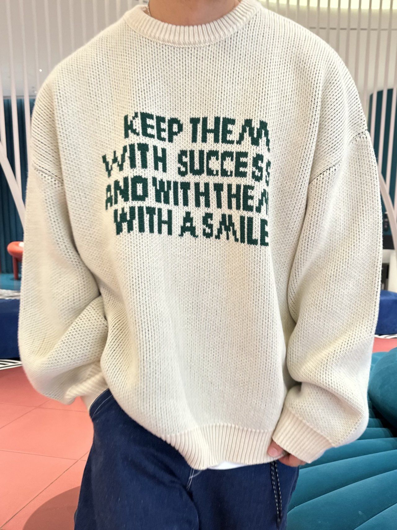 英文字針織衫 40324-044T