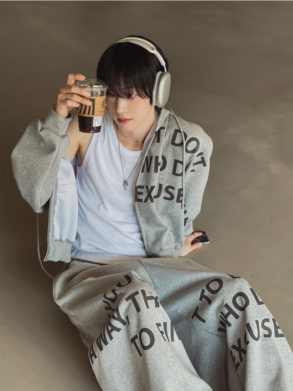 Wanted 字母短款連帽外套