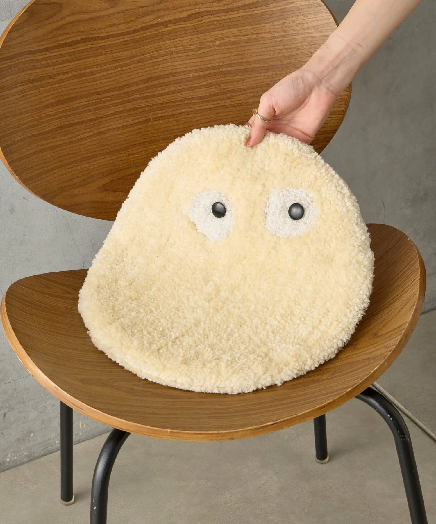 椅墊∣飛行怪獸系列 綿羊白∣日本 AND PACKABLE