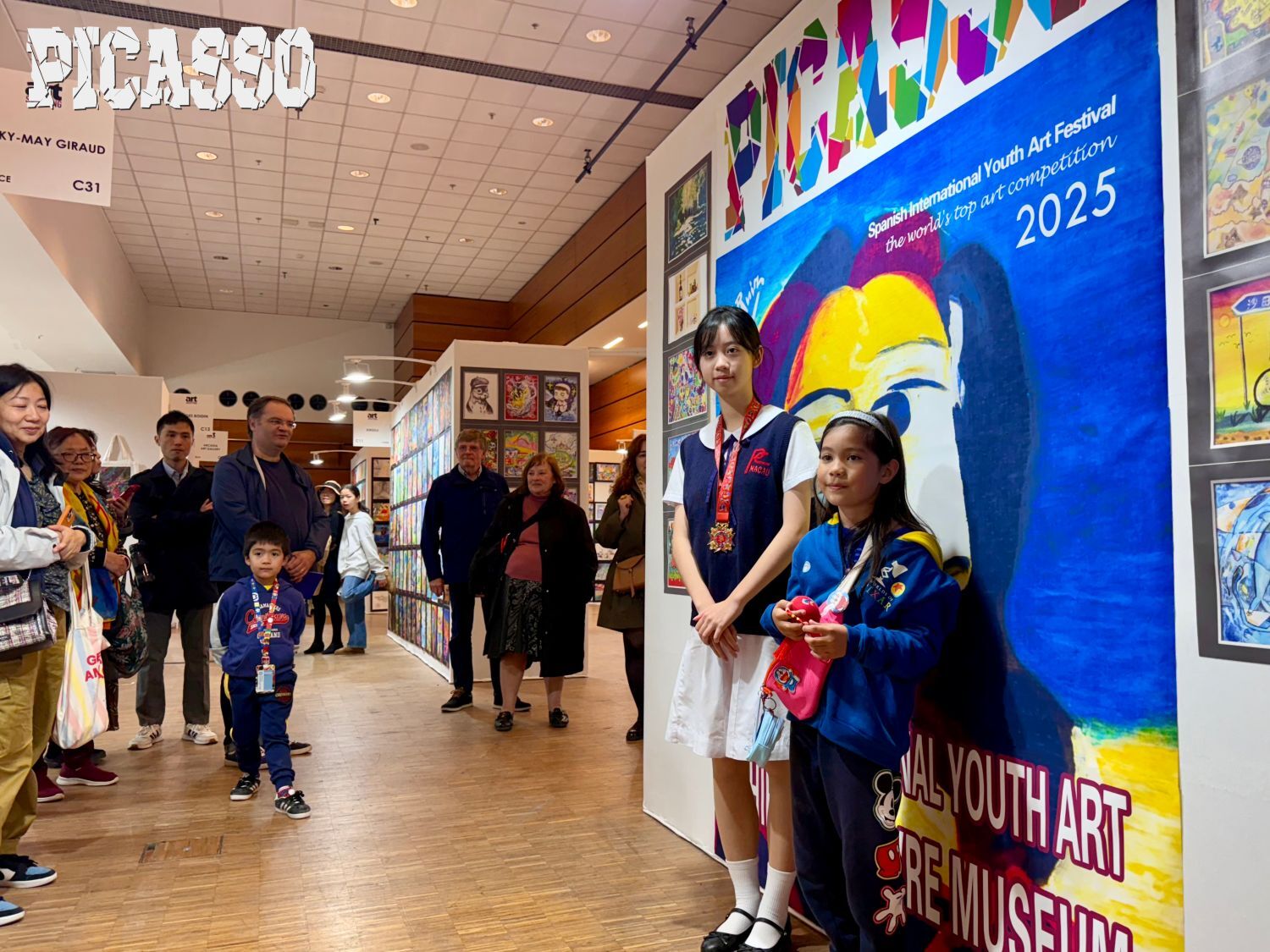 畢加索青少年及兒童國際繪畫大賽_羅浮宮展覽會場_IGEAAA 12 B