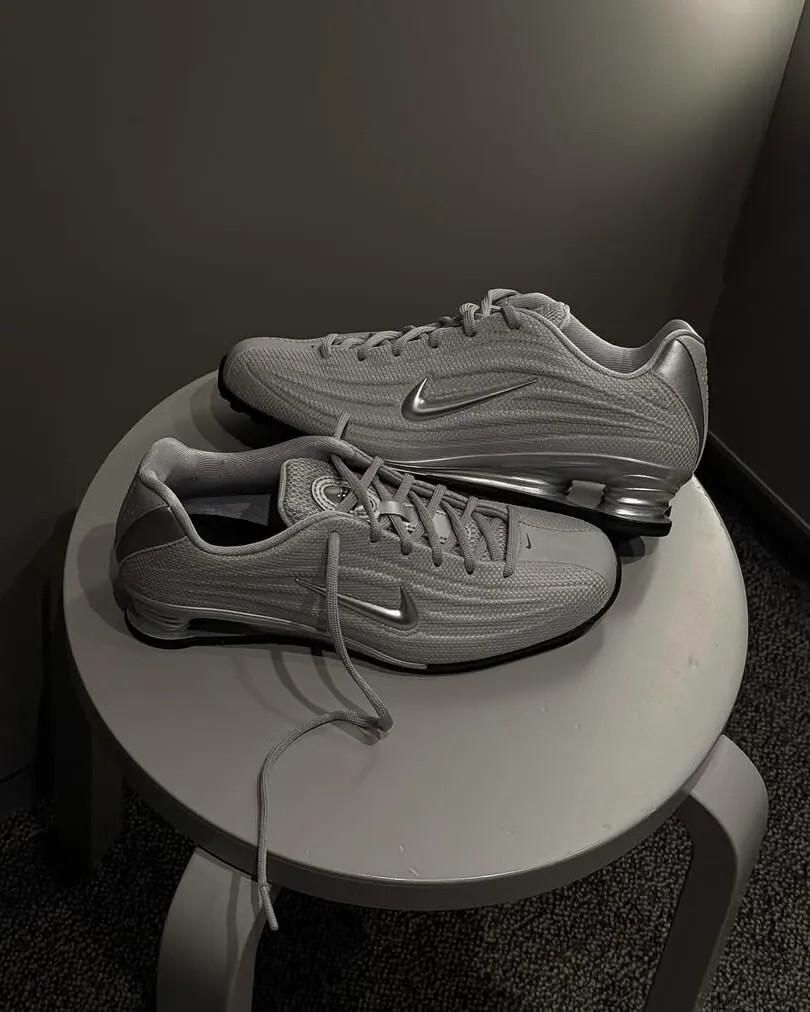 Nike Shox Z 科技 未來感 減震 銀灰