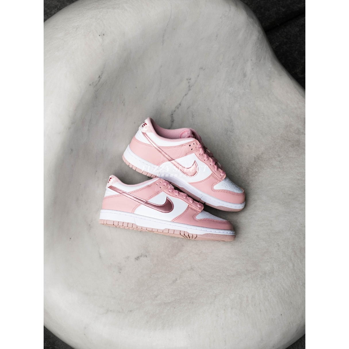 【逢甲FUZZY】Nike Dunk Low GS "Pink Velvet" 香檳粉 鐳射 DO6485-600