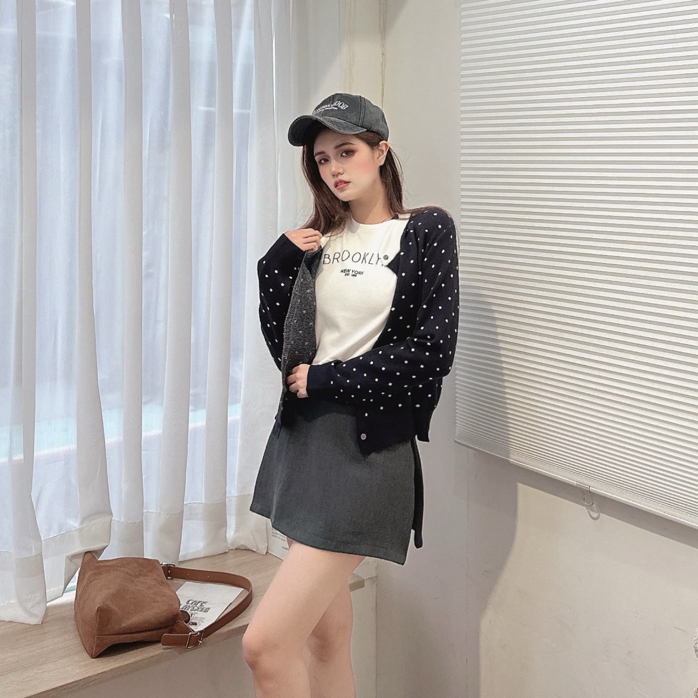 滾邊波點針織外套/三色