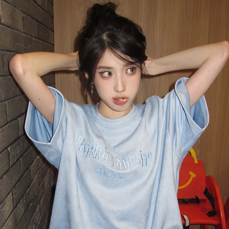 美式麂皮絨刺繡短袖 L1895