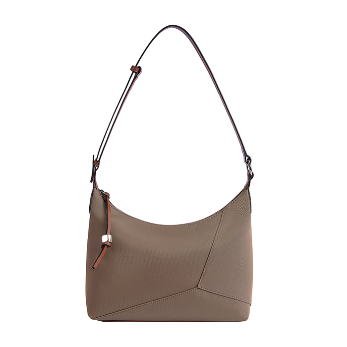 VOYAGE 尼龍斜背袋