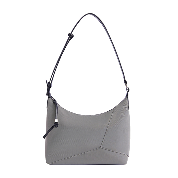 VOYAGE 尼龍斜背袋