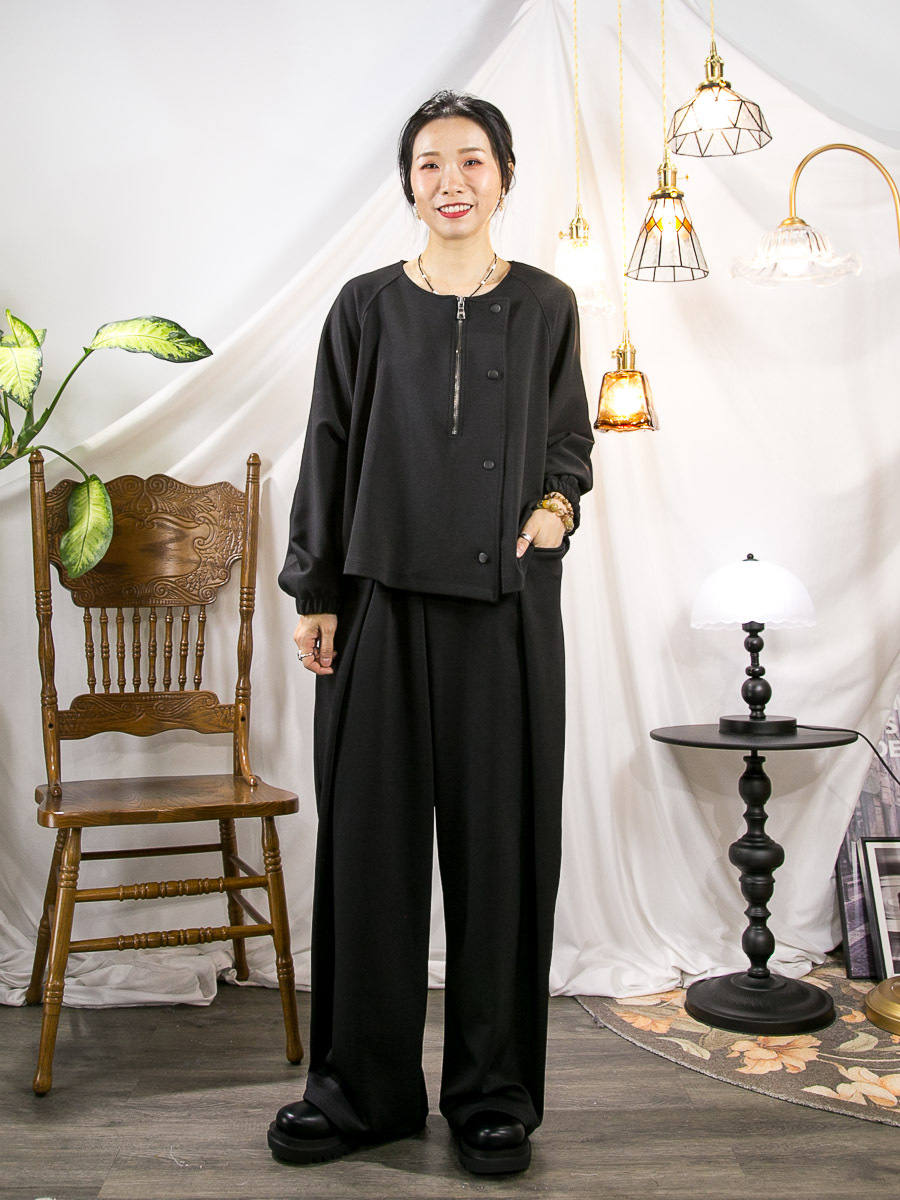 ⬇️開倉低至半價😱FINALSALE📣   全開胸啪鈕．領位半開胸拉鏈．雙面料TOP【不設退換】