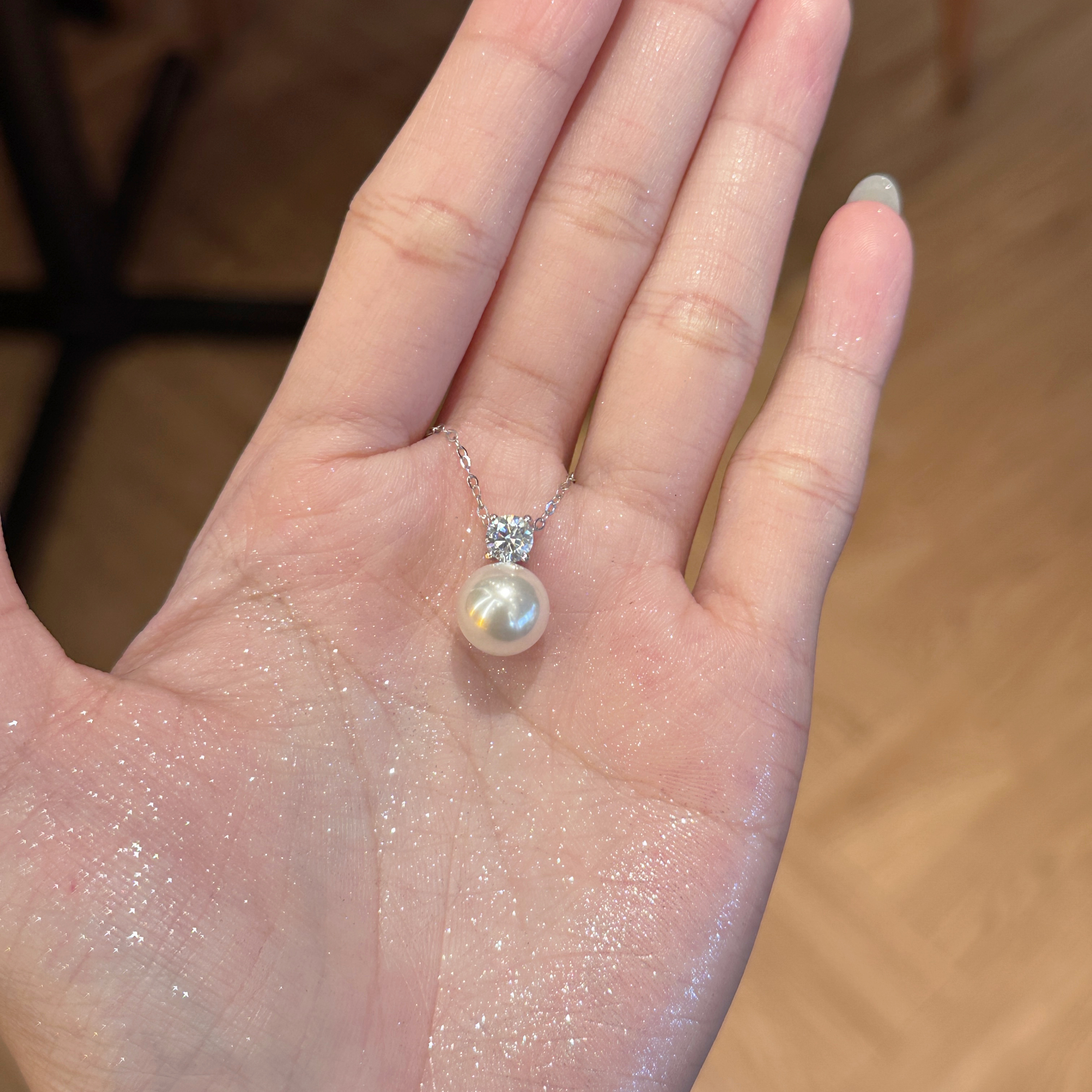 Diana moissanite necklace