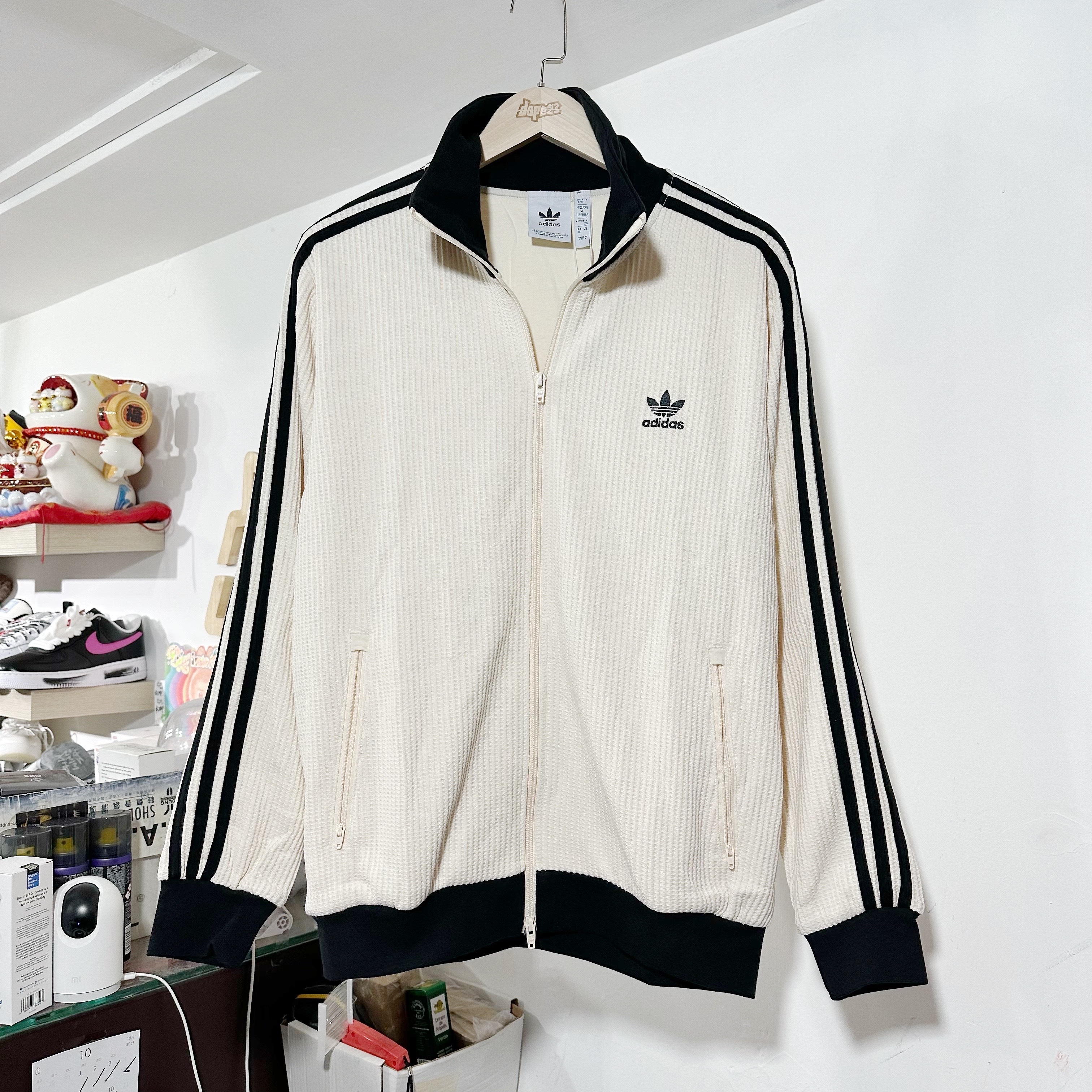 ADIDAS ORIGINALS Top SS25 Waffle Basketball Track Jacket 針織立領外套