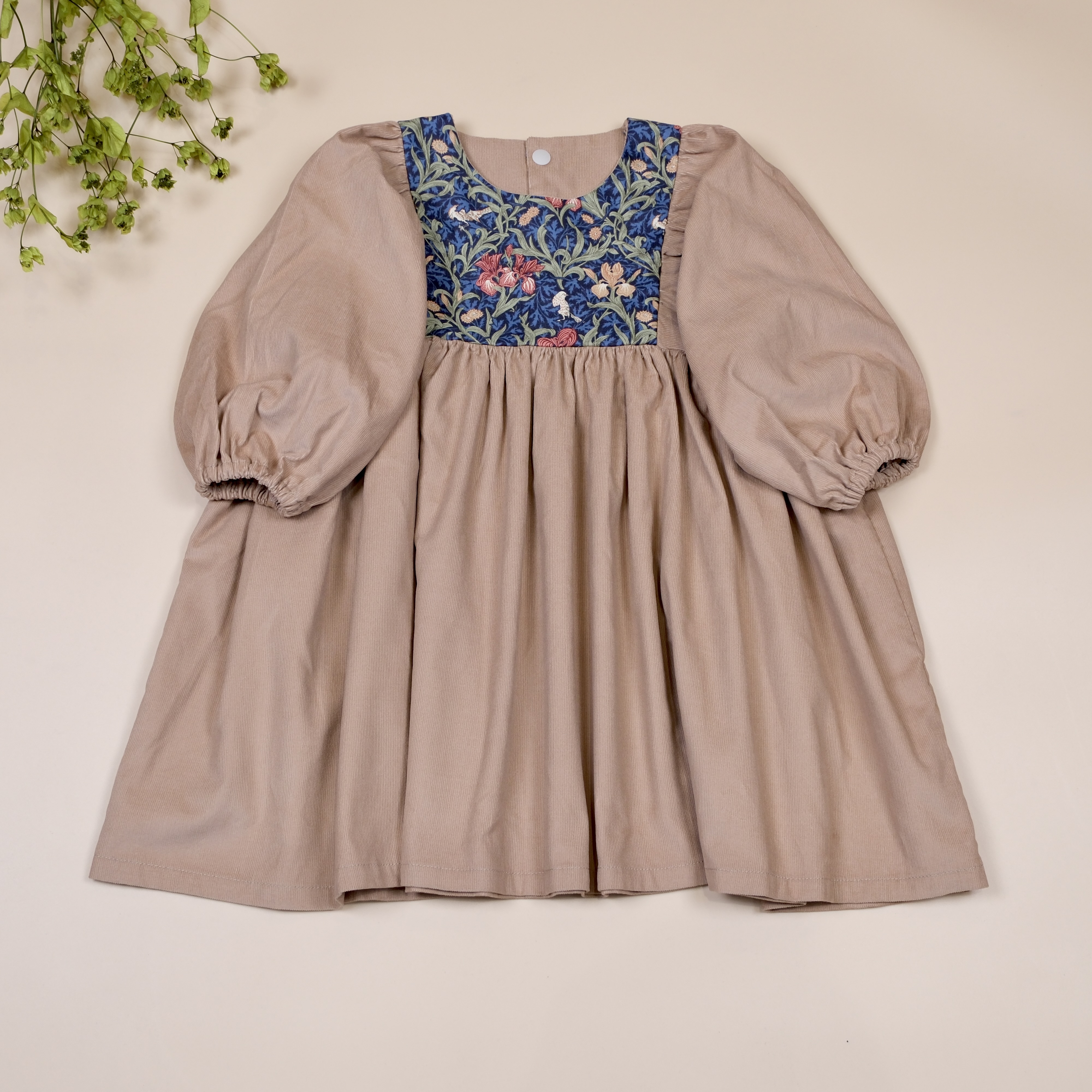 天邊伊麗絲IRIS長袖洋裝 ◈ EUROPA