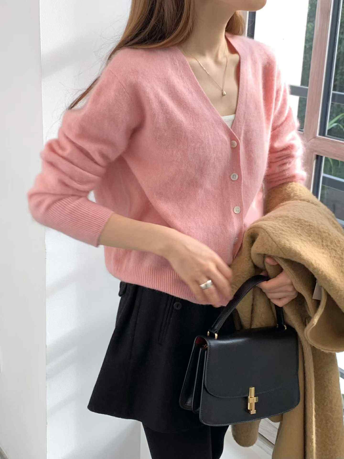 QC38  溫柔感羊絨V領開襟衫