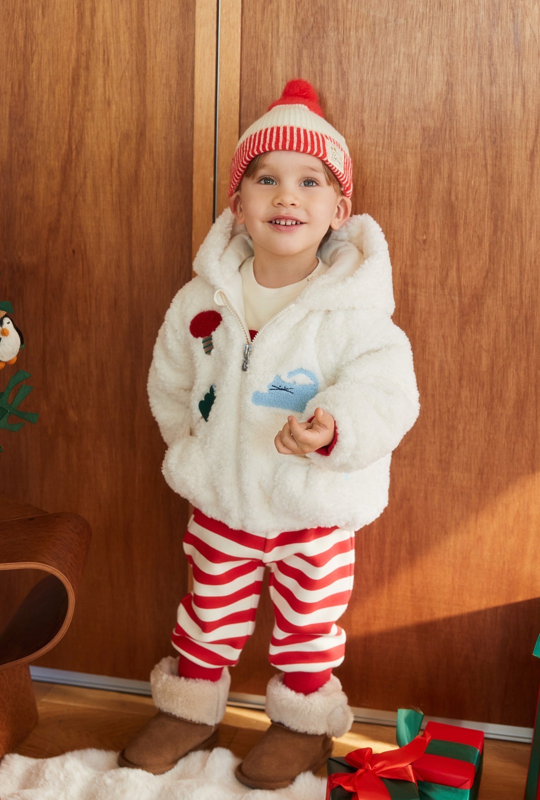 Moimoln☘︎25冬 假期抓絨連帽外套|卡通刺繡