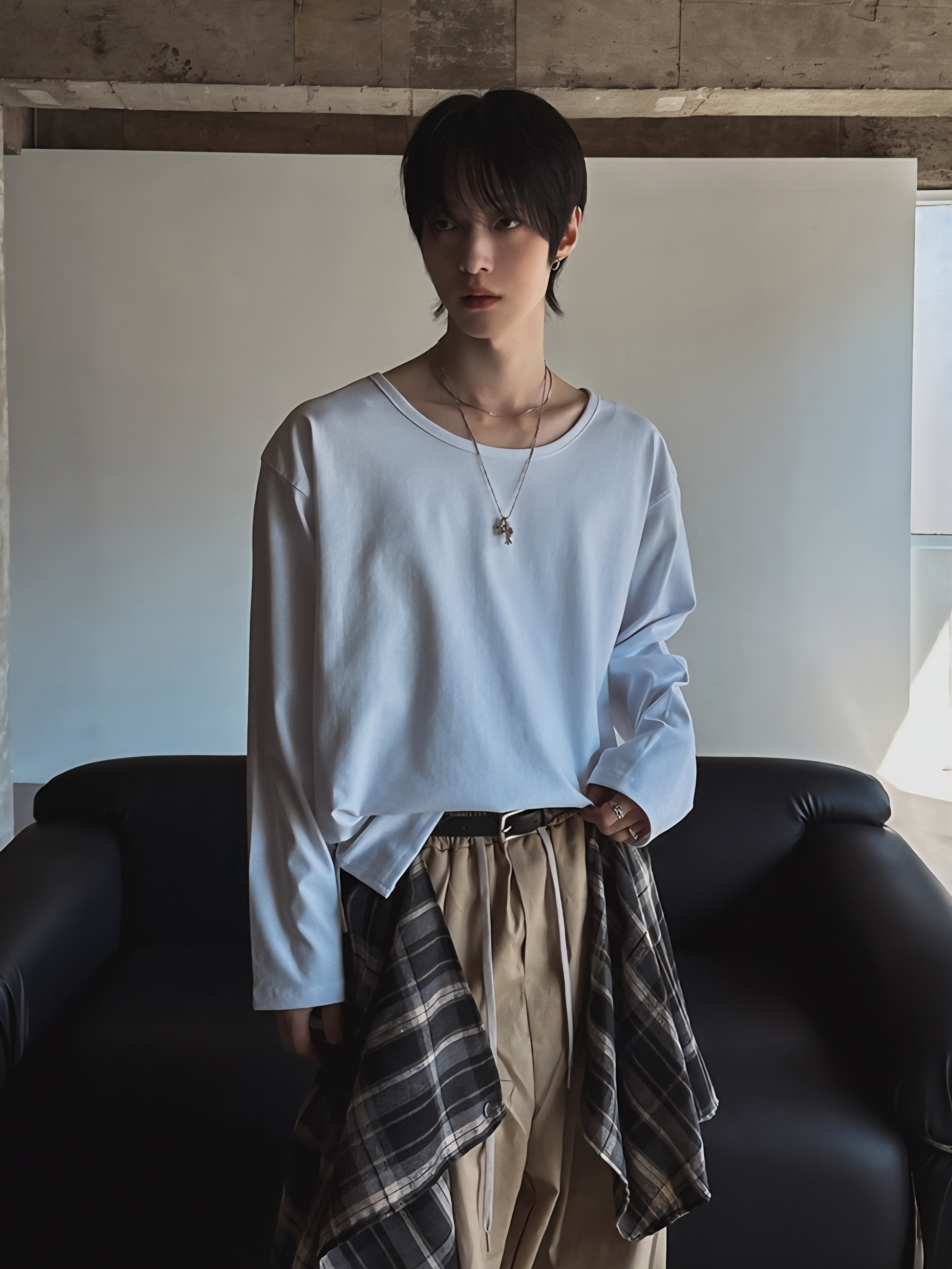 基礎U領素面百搭側開叉長袖上衣