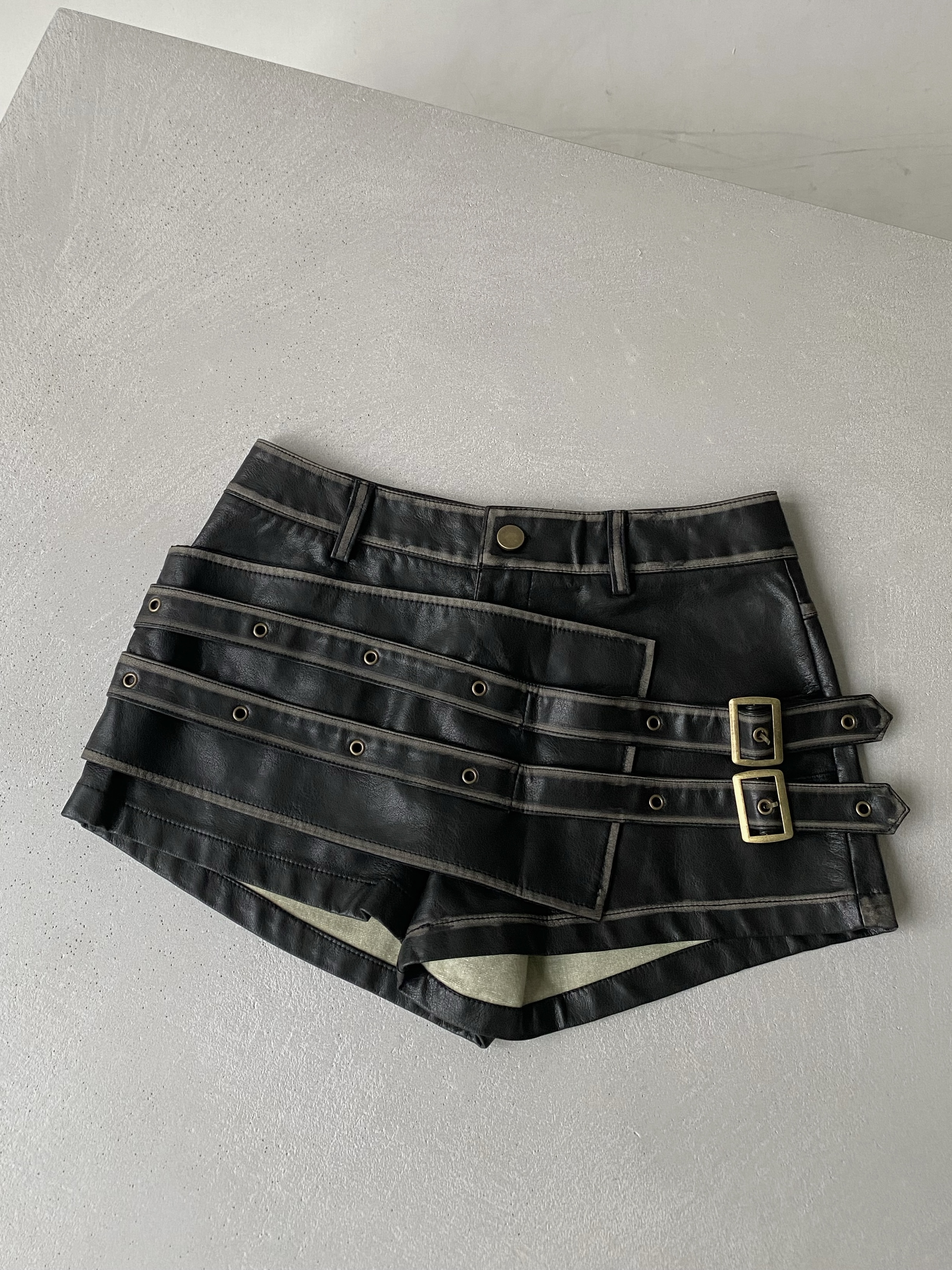 復古洗舊不規則皮革褲裙