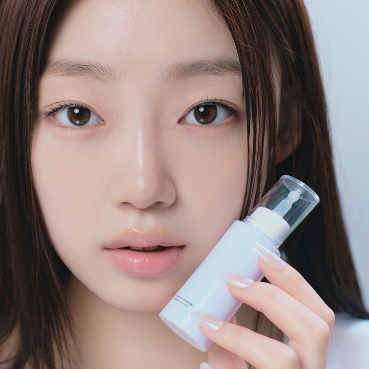 GLOW 薏仁水潤防曬霜