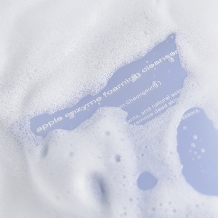 GLOW 蘋果酵素深層潔面泡沫