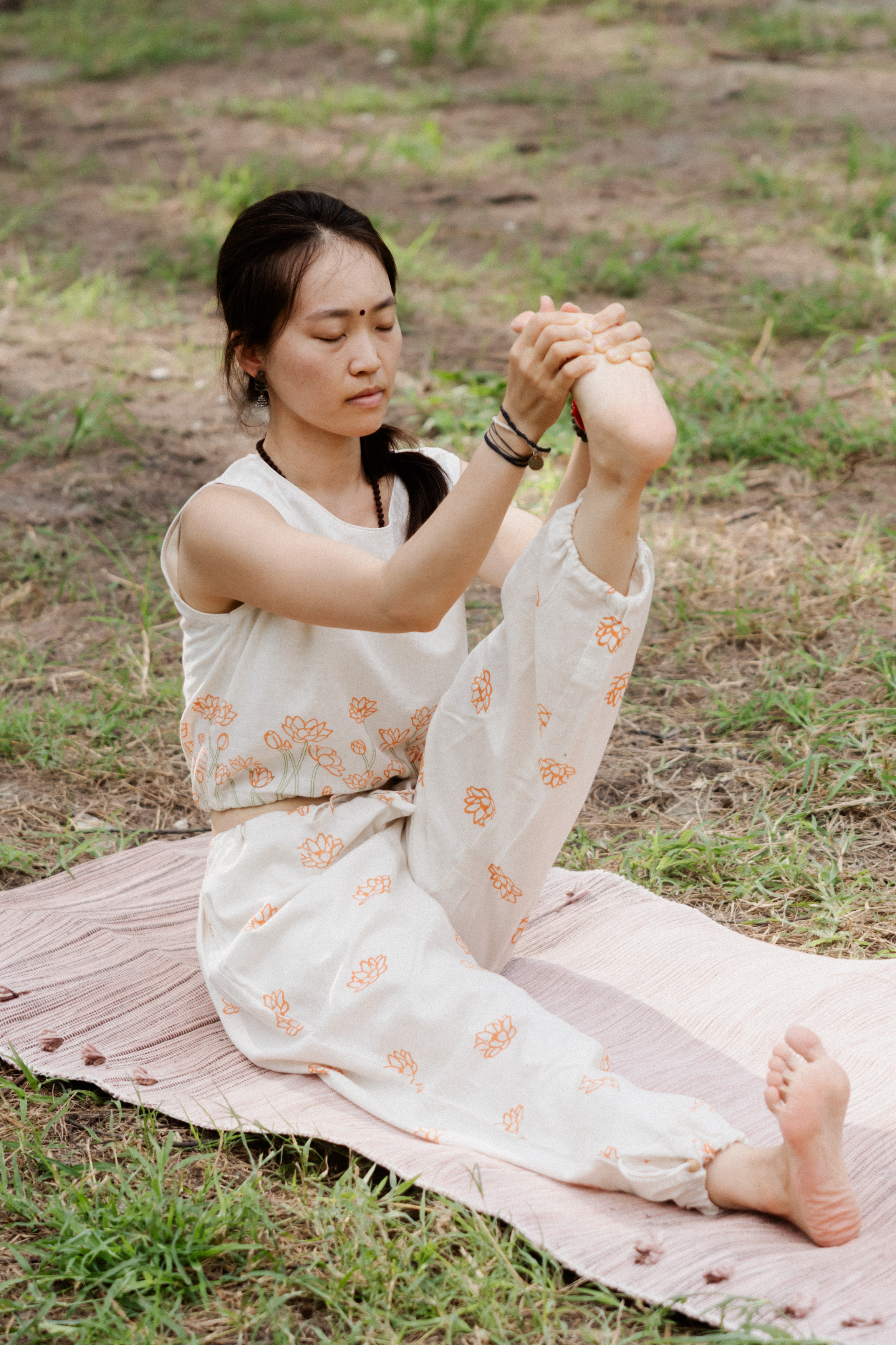 Ananda_女無袖瑜伽蓮花背心