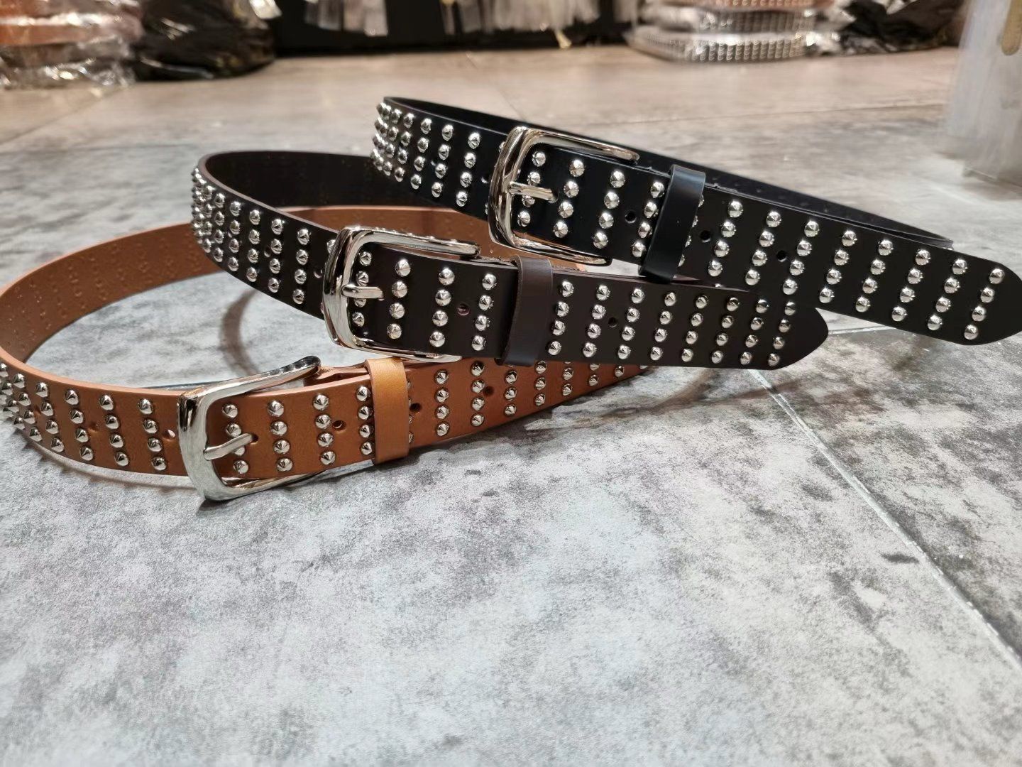 鍋釘真皮皮帶 A0034