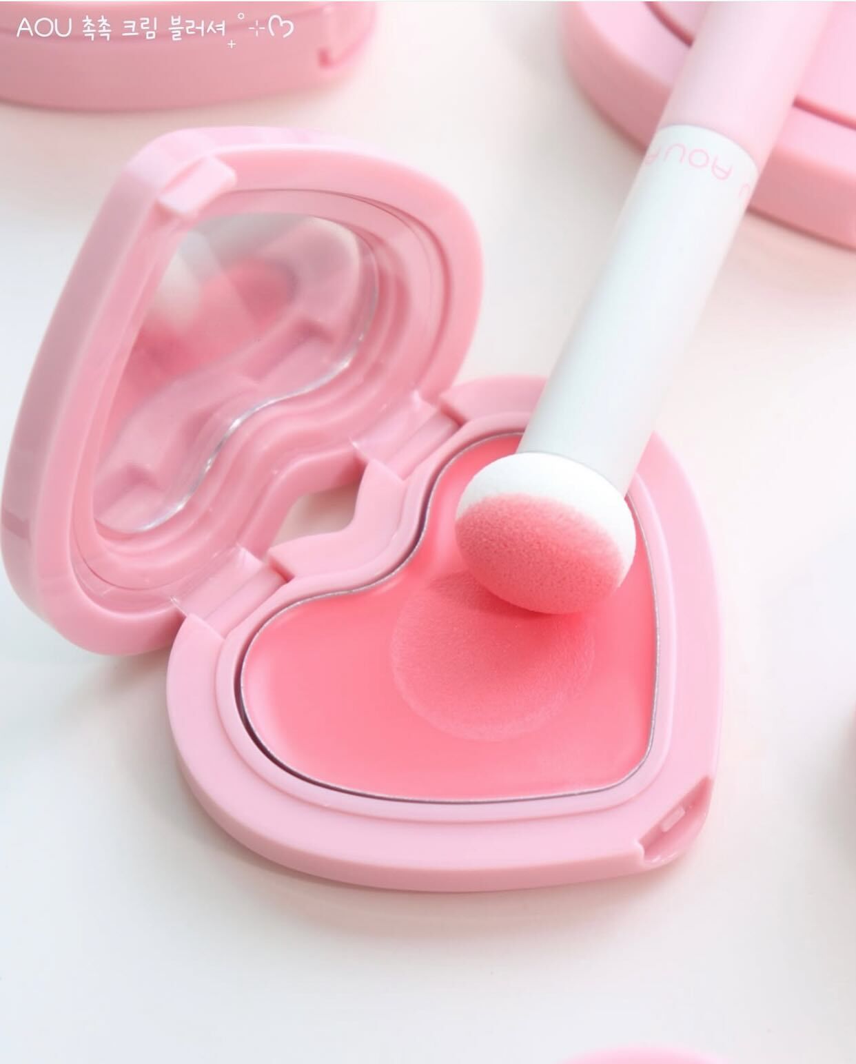 現 貨 (由倉庫直出)丨AOU Glowy Cream Blush 心心水亮胭脂膏