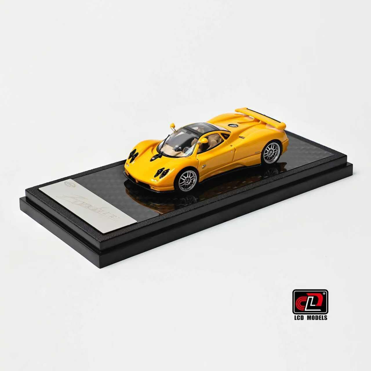 PO-$171 * LCD * 1:64 PAGANI ZONDA C12 YELLOW