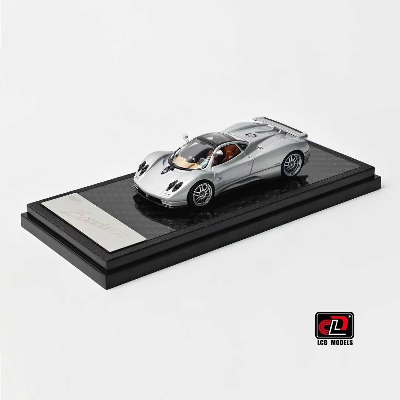 PO-$171 * LCD * 1:64 PAGANI ZONDA C12 SILVER