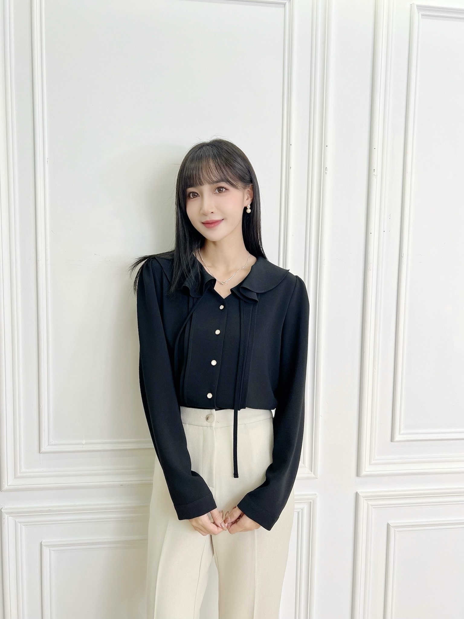 前綁帶荷葉領上衣