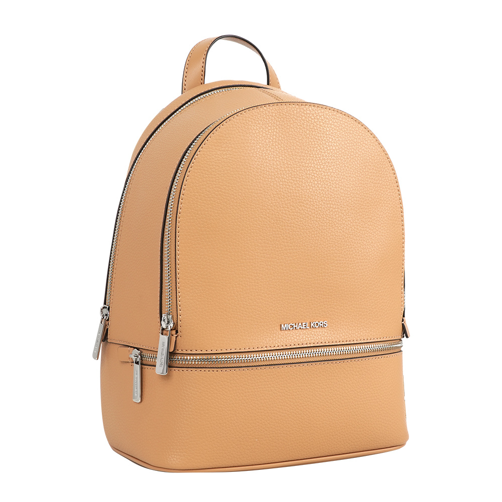 【Michael Kors】Rhea 銀字粒紋皮革拉鍊中款後背包(花生棕)