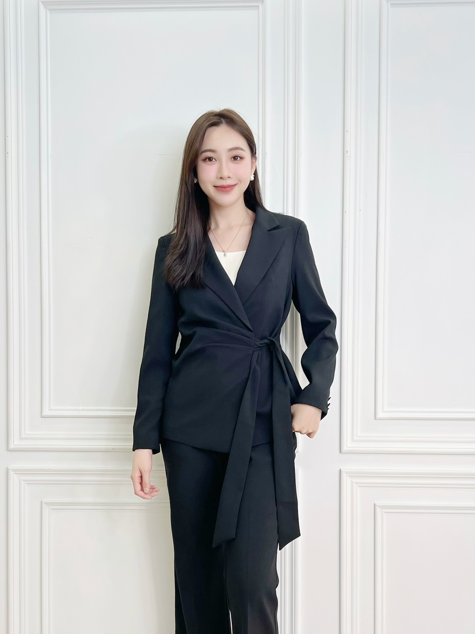 率性側綁帶西裝套裝-黑