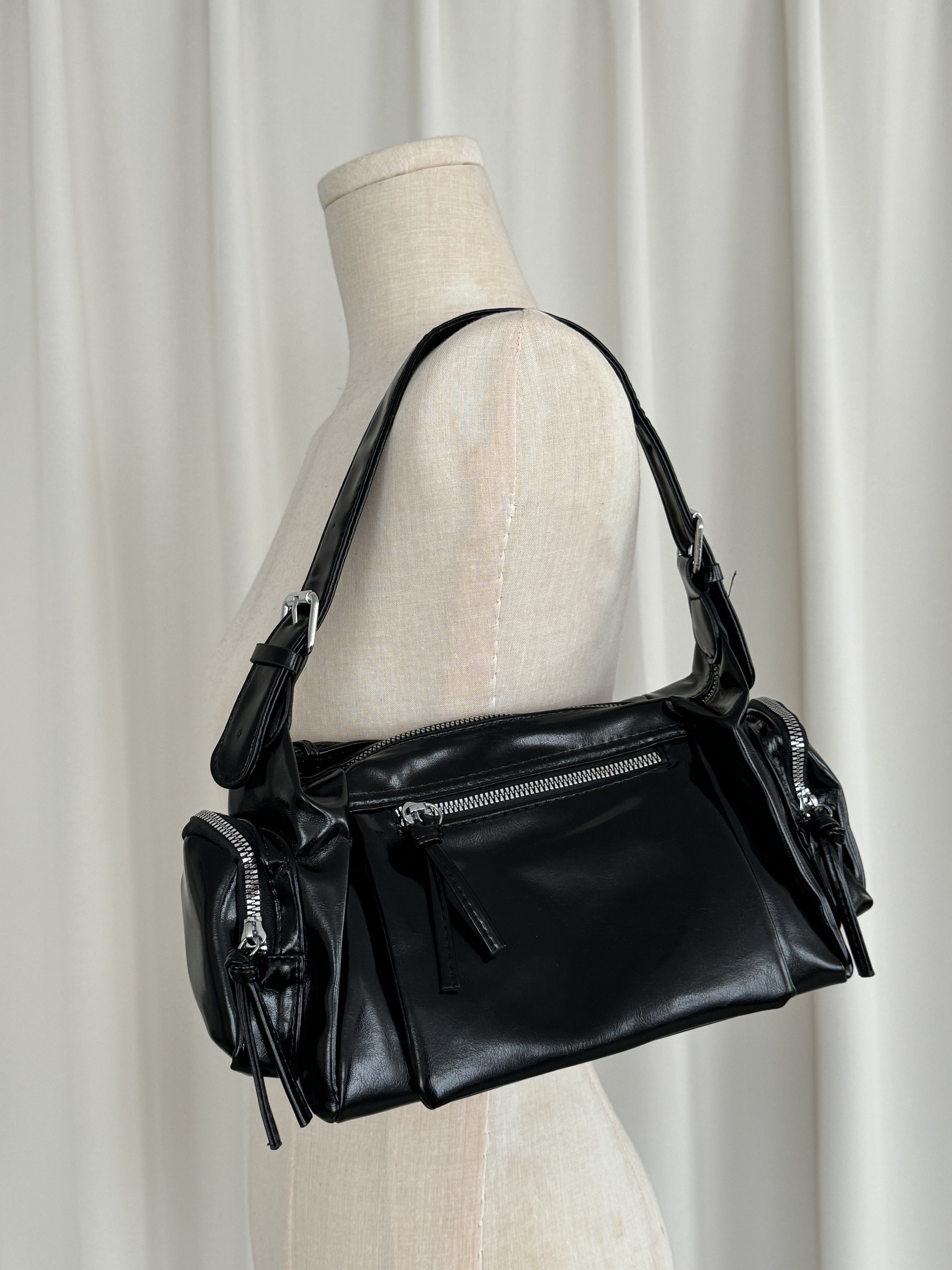 【現貨】B11 Citywalk 經典款枕頭包