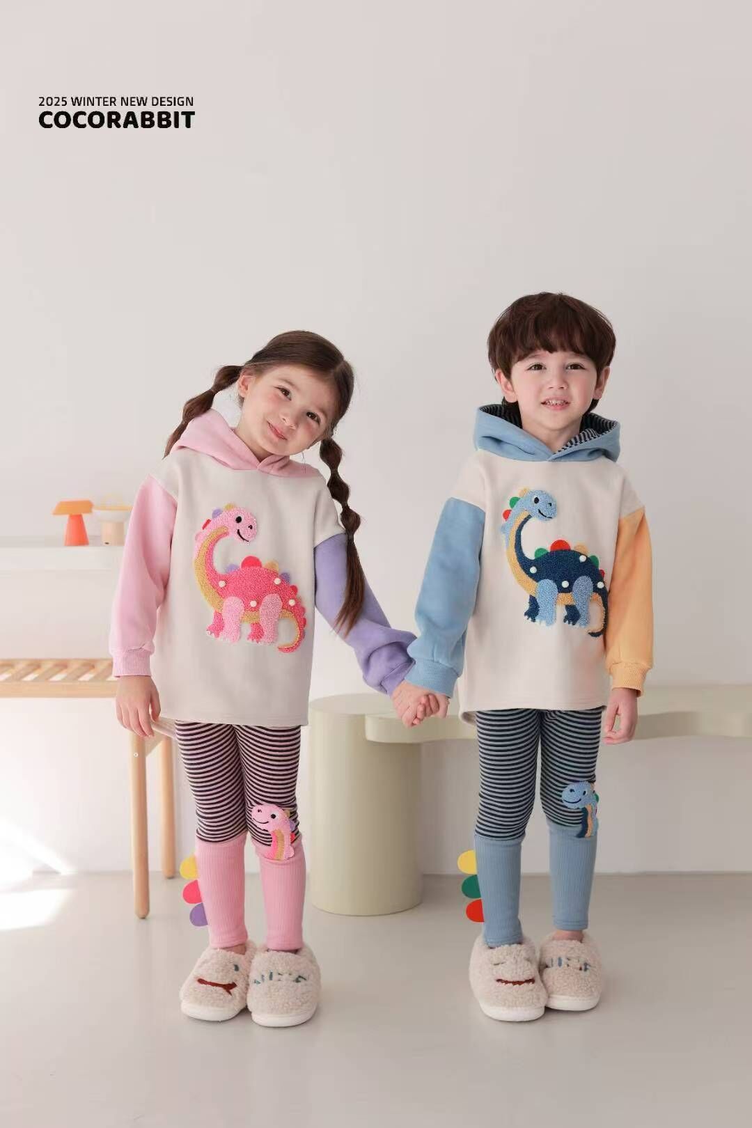 CRB11T003BL coco rabbit 粉藍恐龍長衛衣