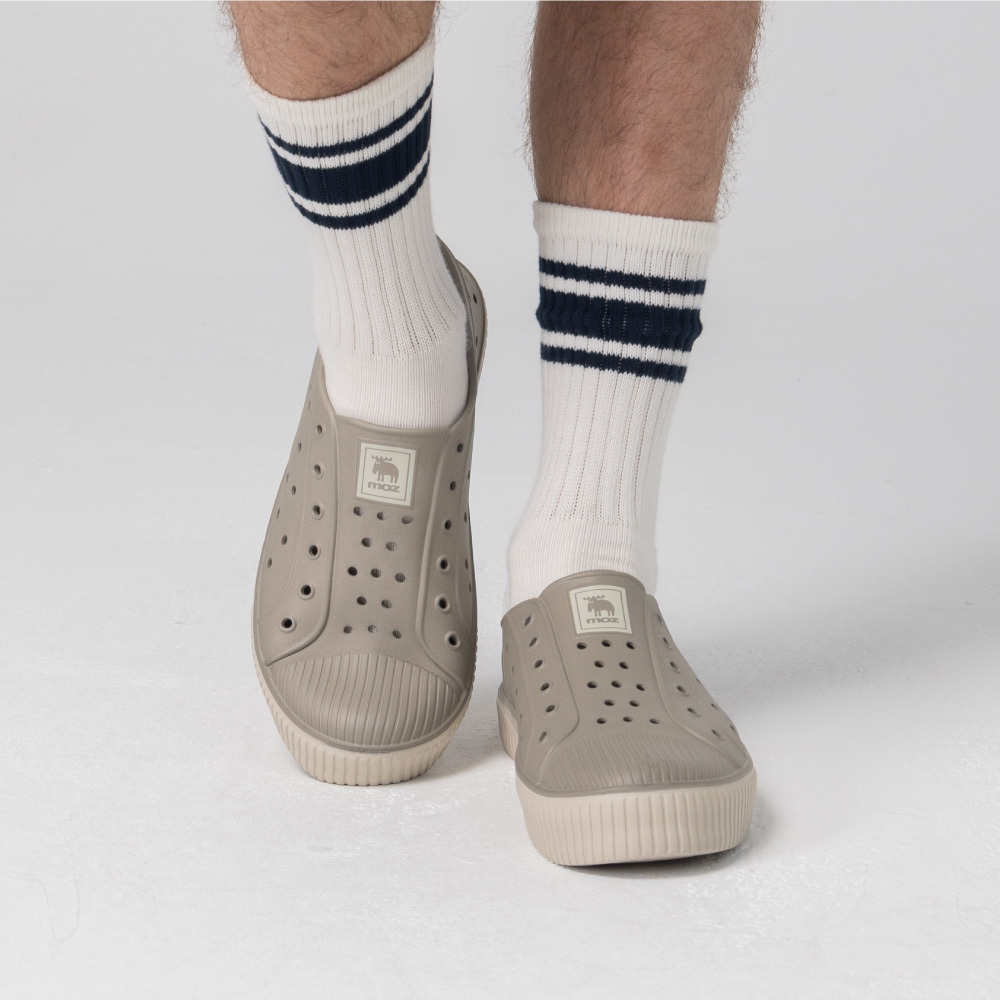 雙色洞洞餅乾水鞋 (沙丘灰)