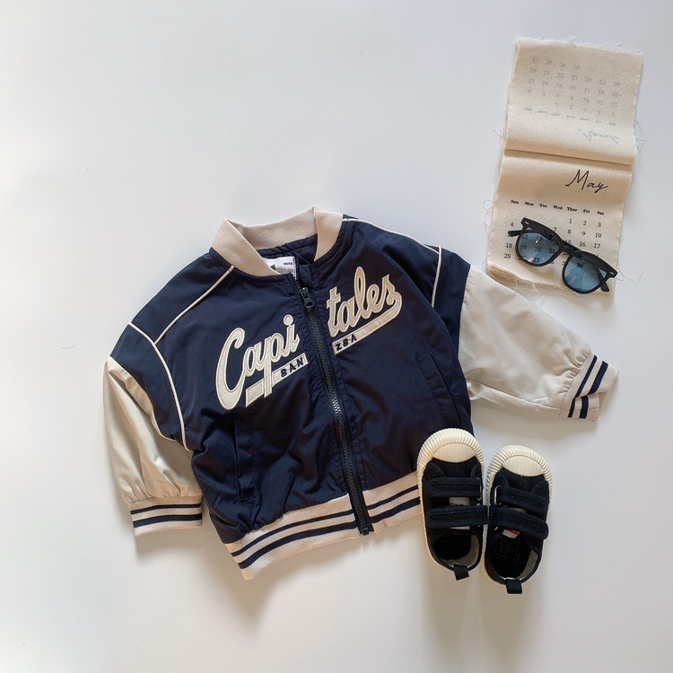 撞色字母棒球外套