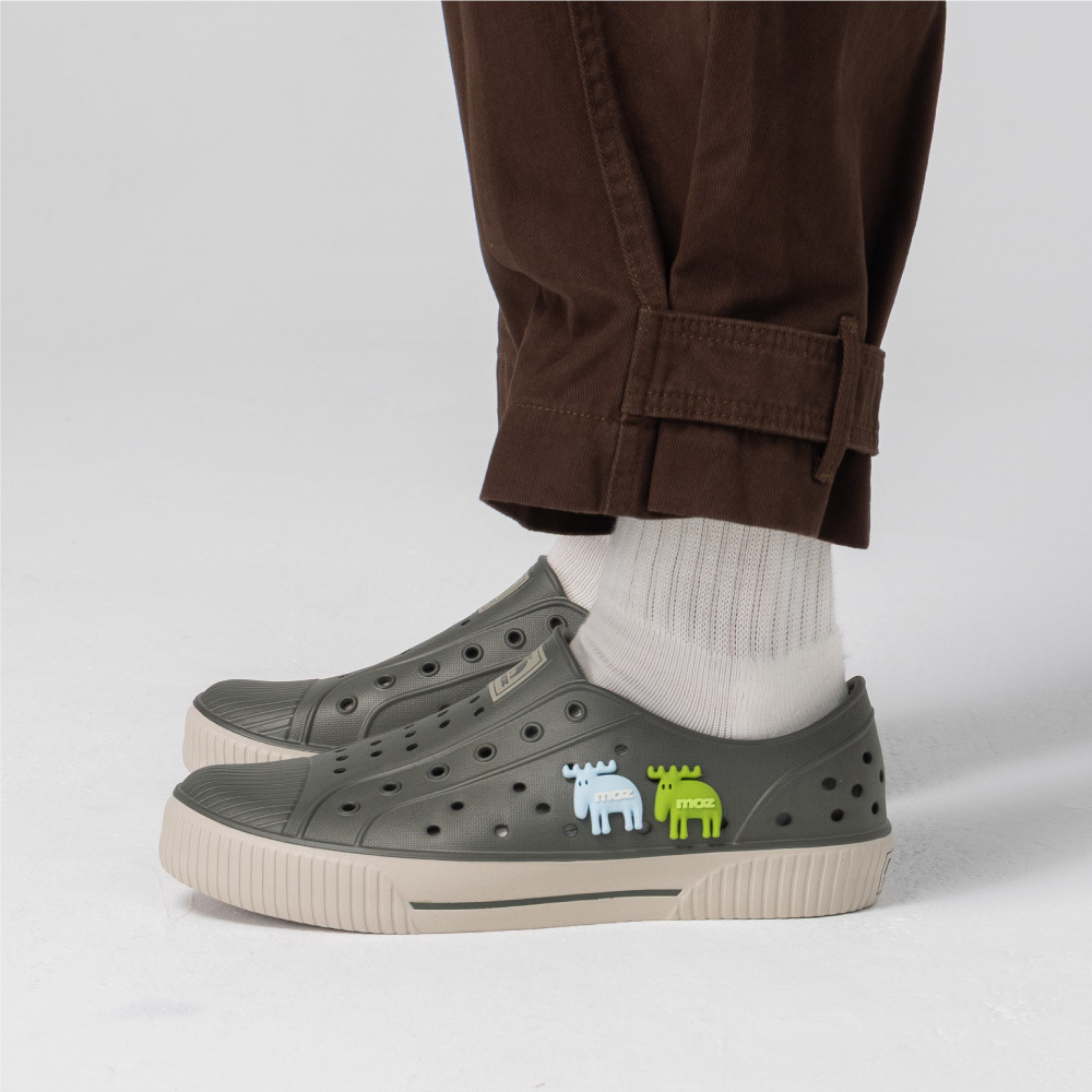 雙色洞洞餅乾水鞋 (橄欖綠)