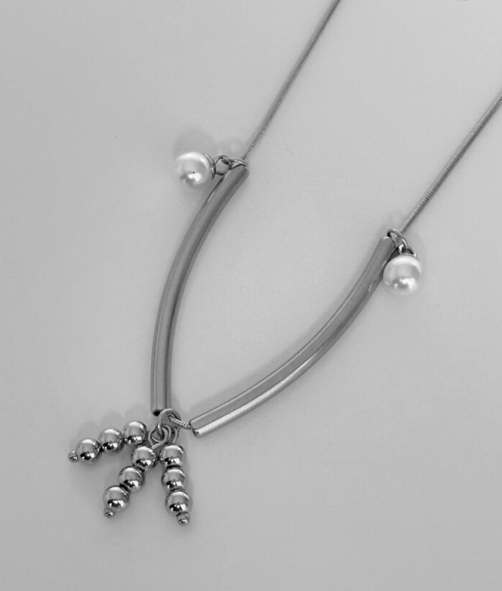 OFUSE - pearl drop necklace (ball)