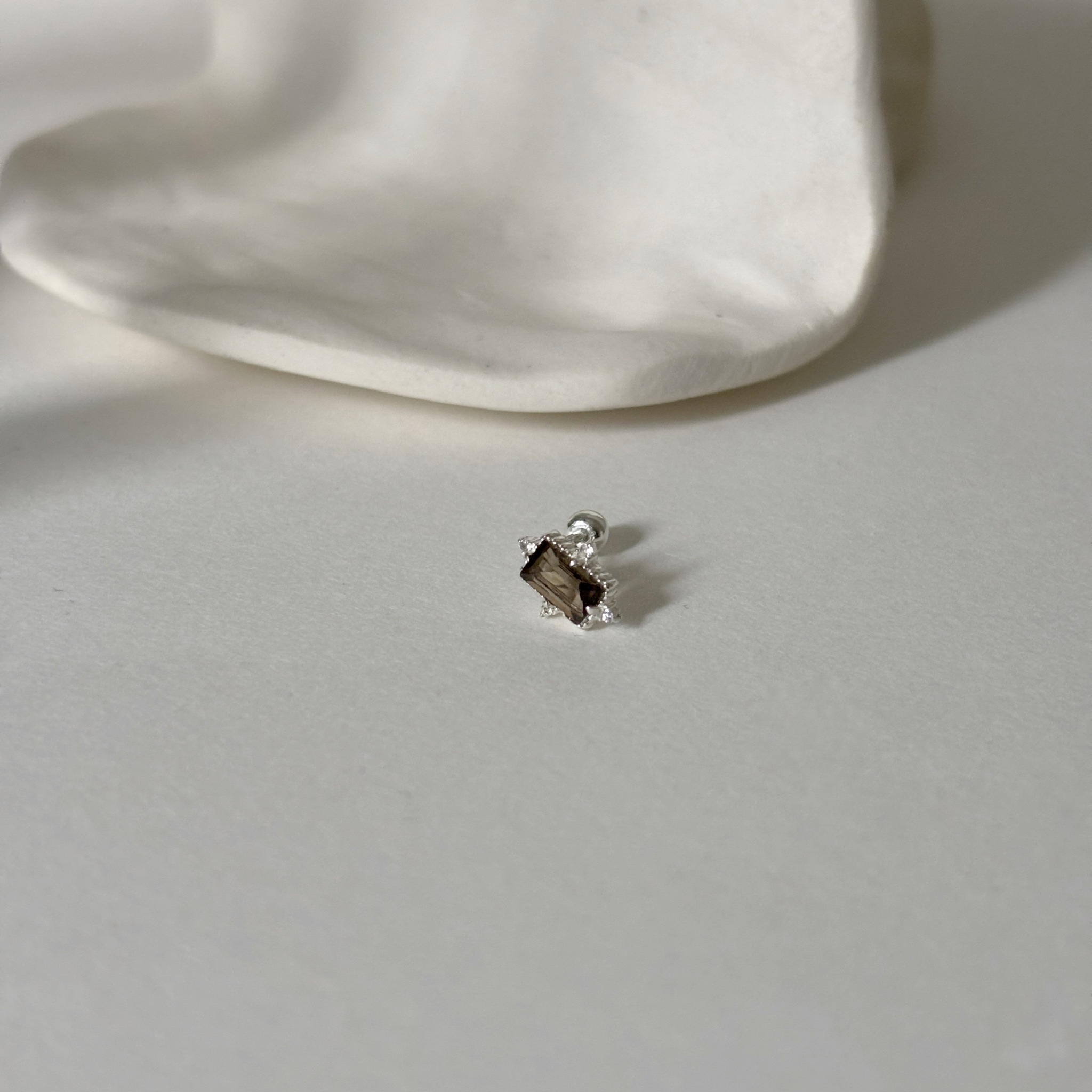 星光長方茶晶轉珠耳環