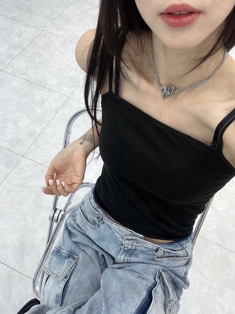 OFUSE - crumpled heart choker