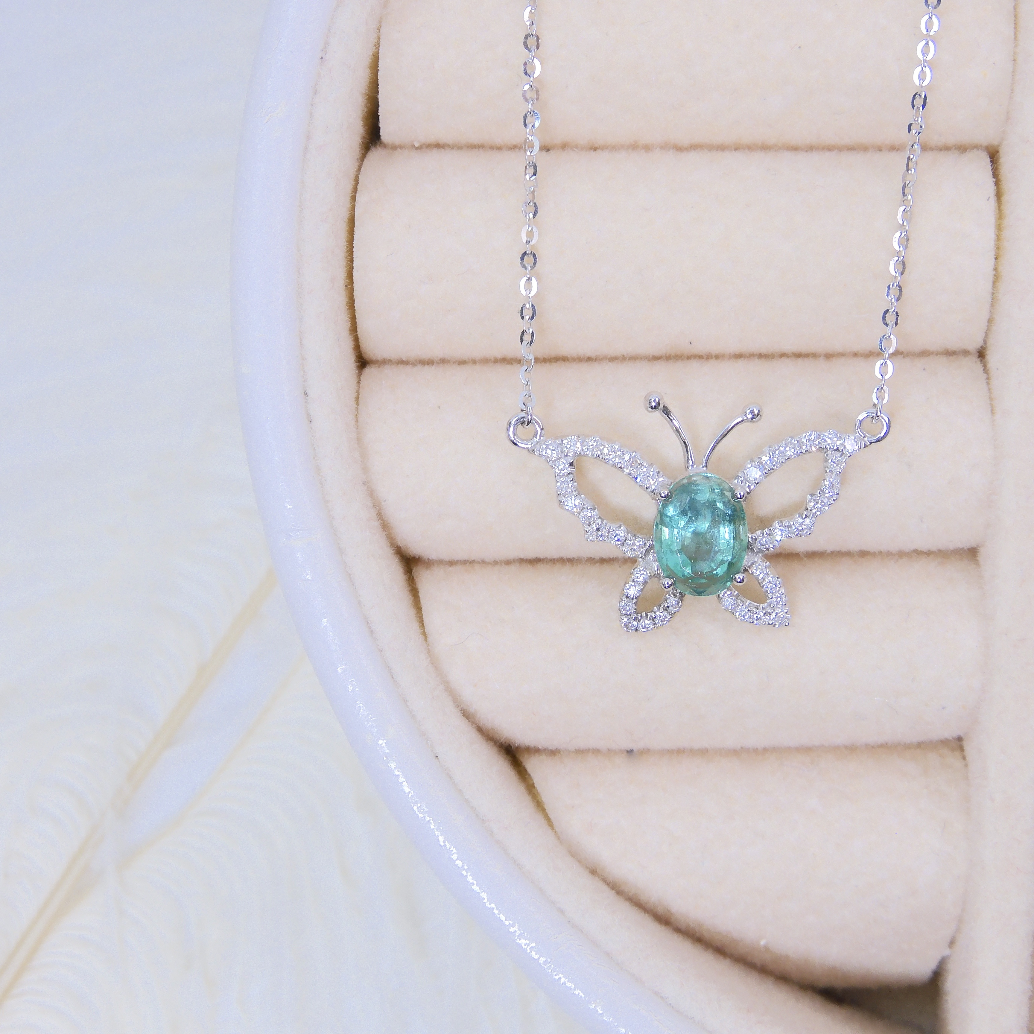 18K金 0.8ct 綠寶石項鏈