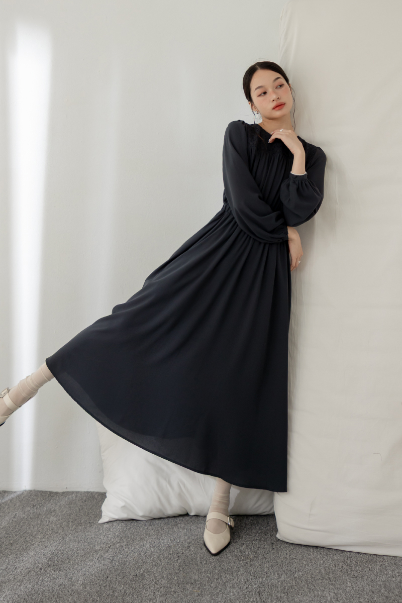 典雅抓褶造型長洋裝