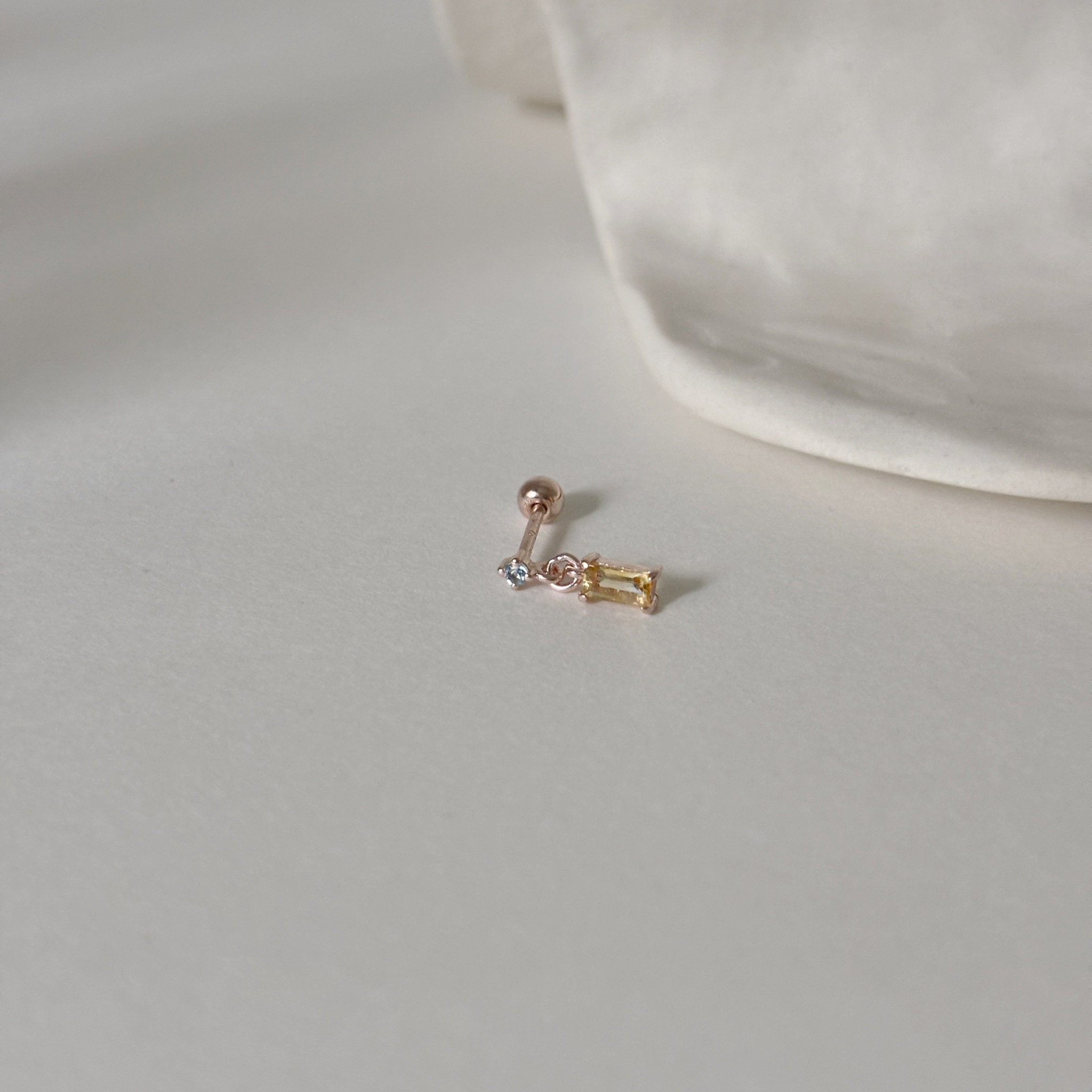 晃晃長方黃水晶托帕石轉珠耳環