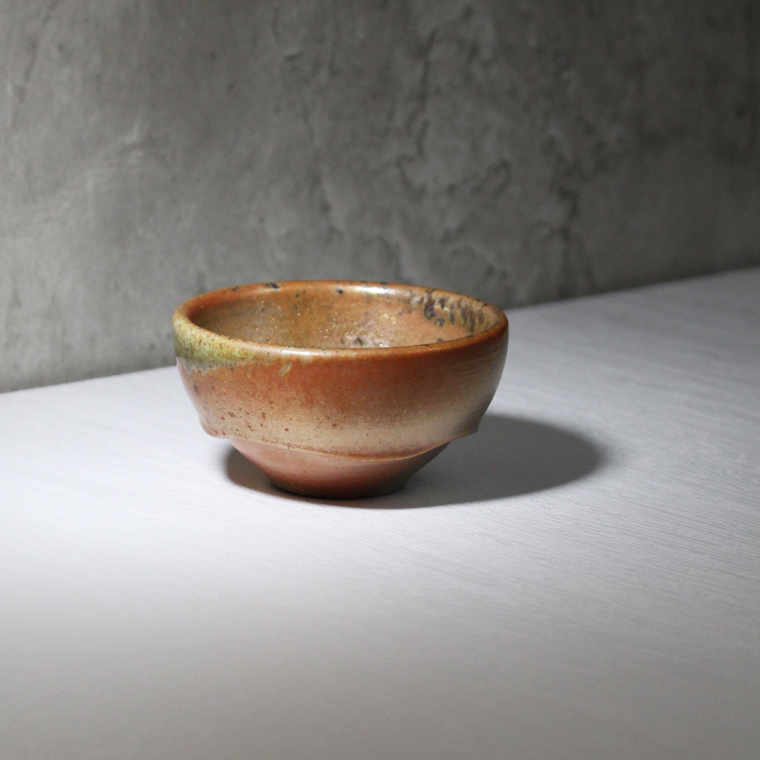 重落灰柴燒折腰品茗杯