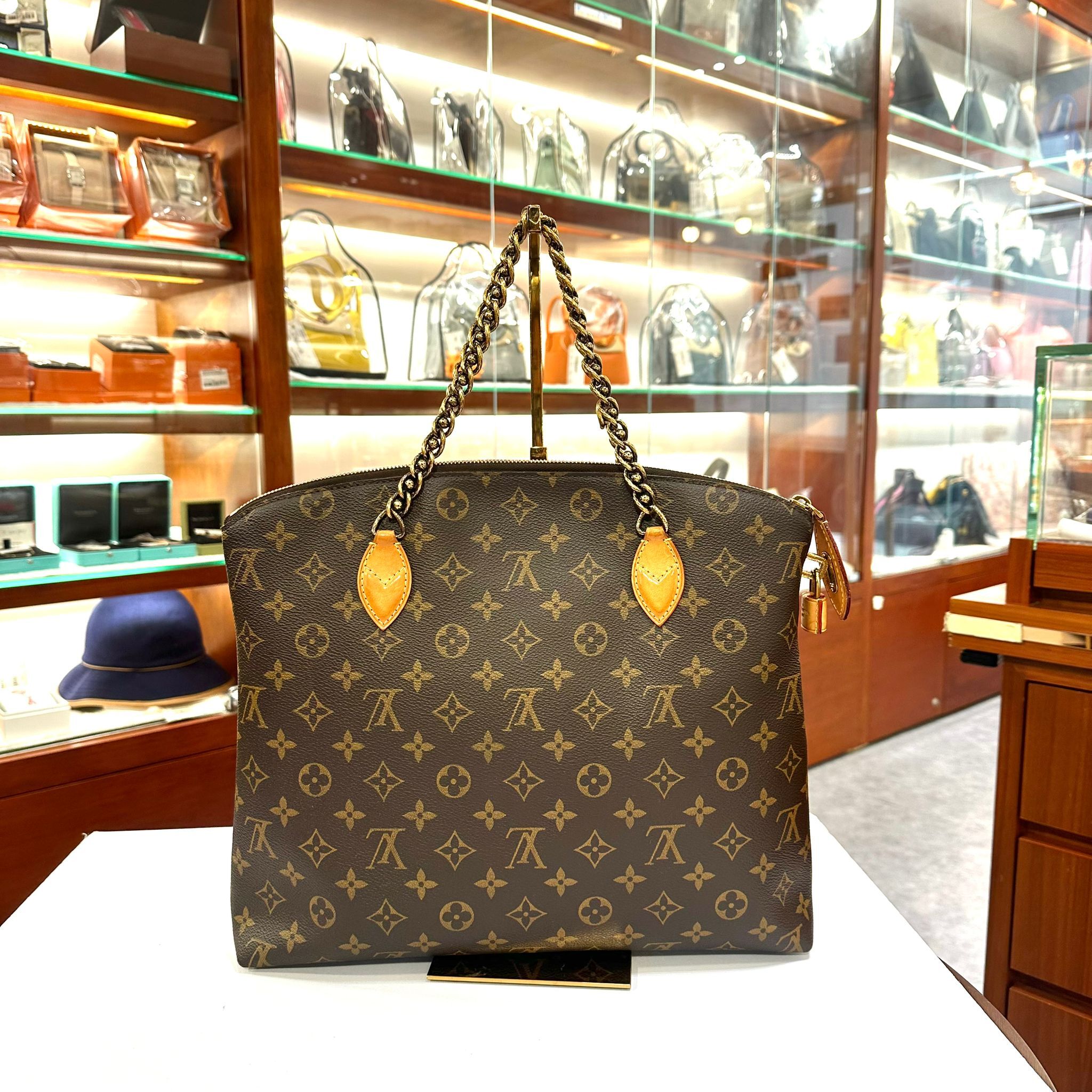 98%NEW二手LV鏈條單肩袋 M40989 啡色MONOGRAM LOCKIT CHAIN BAG #兩年免費保養 #香榭站正品