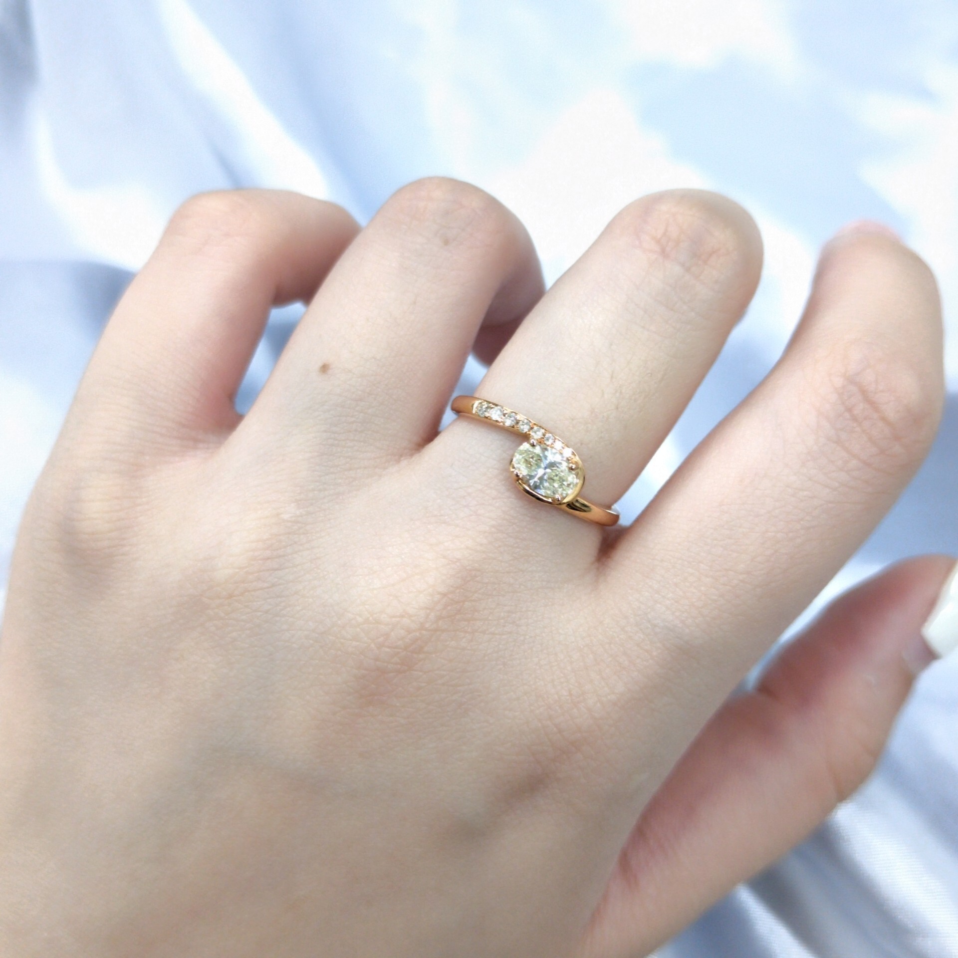 18K Rose Gold 0.48ct Oval Cut Diamond Ring