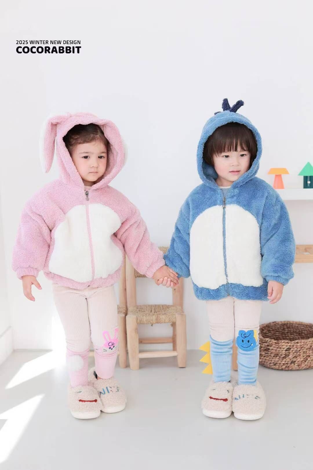 CRB11OW018BL coco rabbit 童話藍恐龍毛毛外套