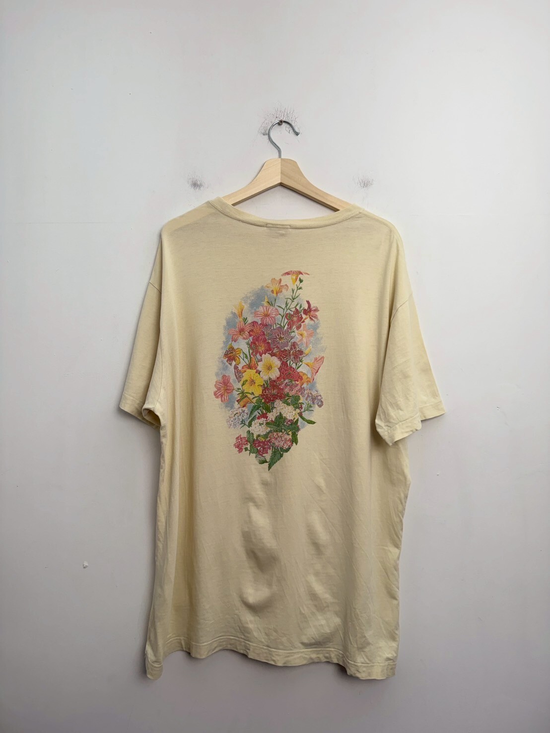 Kith Flowers Shirt Mens Large Relaxed Beige Floral Sandrift Vintage Tee SIZE XL