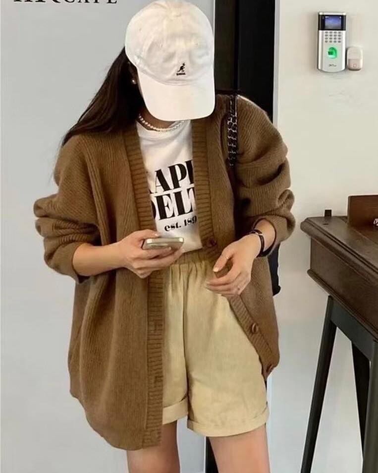 【時髦好氣色的造型針織外套】（現貨）