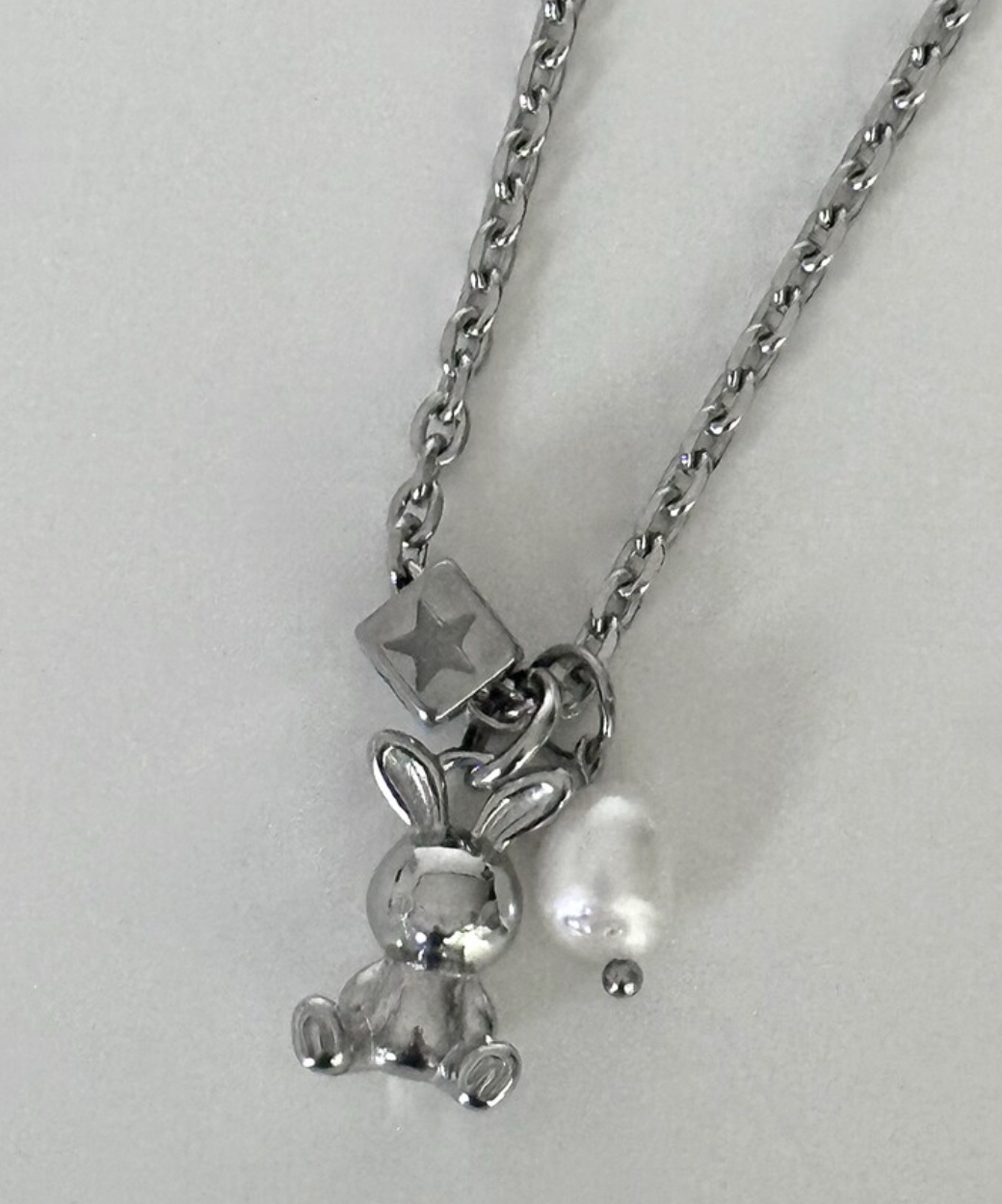 OFUSE - rabbit necklace