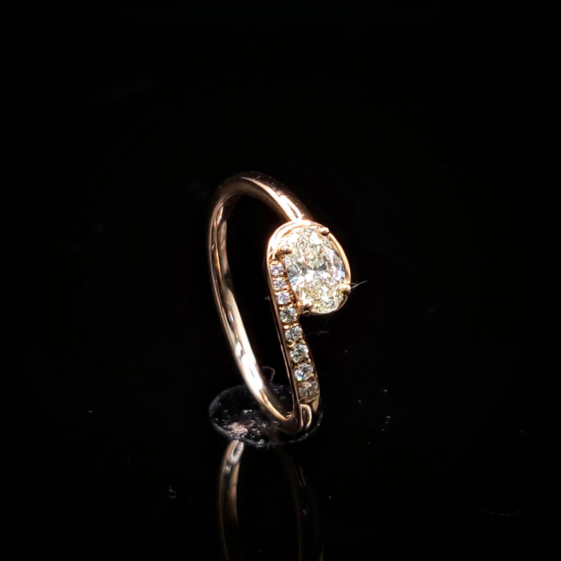 18K Rose Gold 0.48ct Oval Cut Diamond Ring