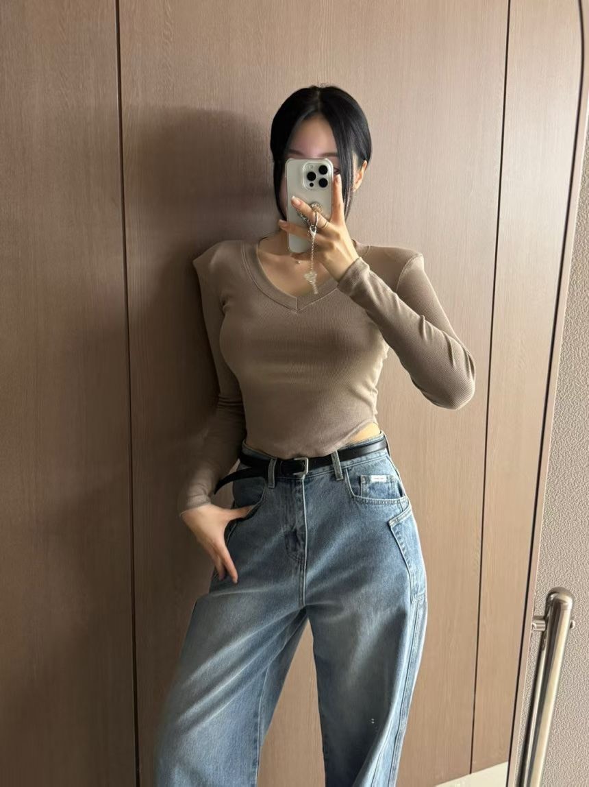 墊肩V短版長袖T